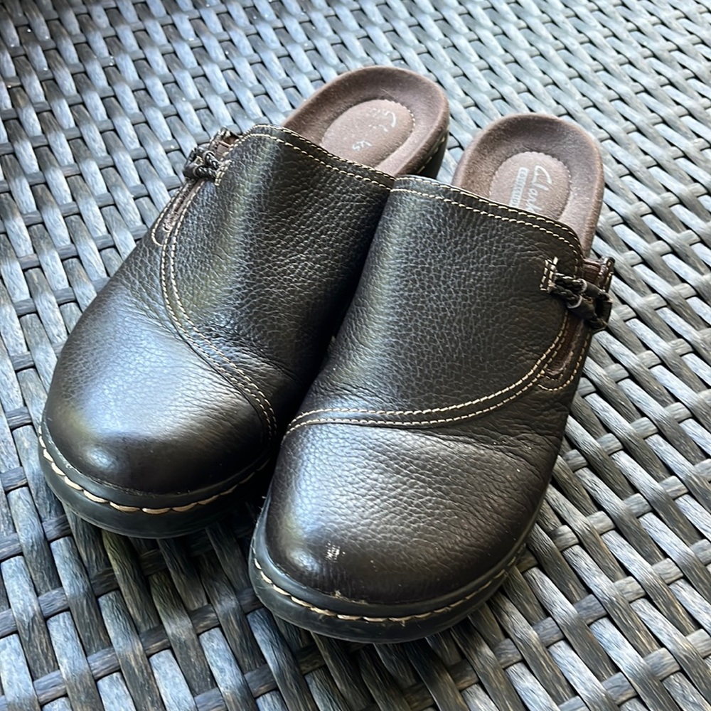 Brown Clark’s Sandals - Size 9 - Willing to Accept Offers!